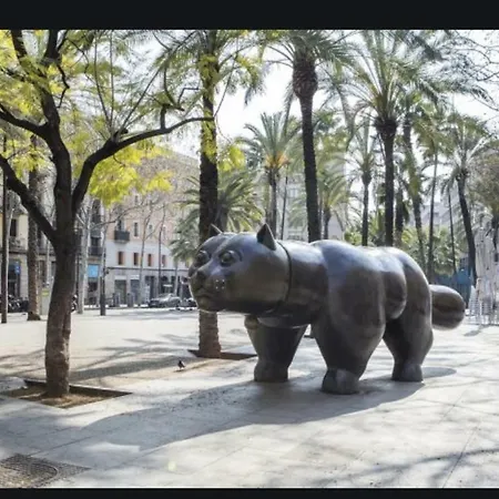 بيت ضيافة Calm Hideout In Barcelona's Heart برشلونة